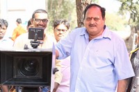 O Manishi Neevu Evaru Movie Opening Stills